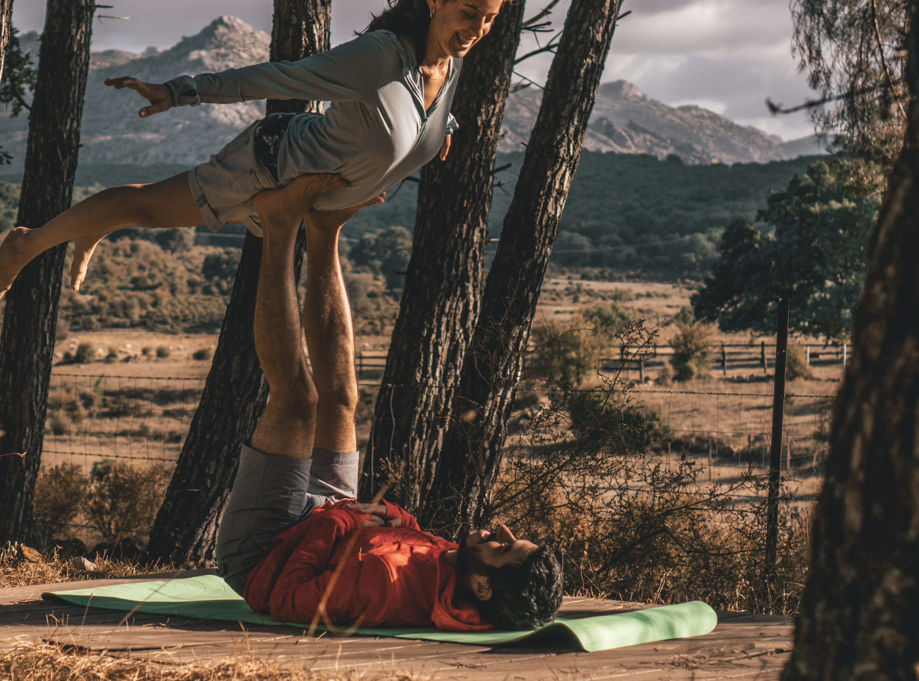 AcroYoga
