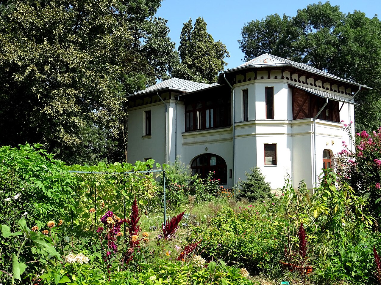 RO Bucharest Botanical Garden 019