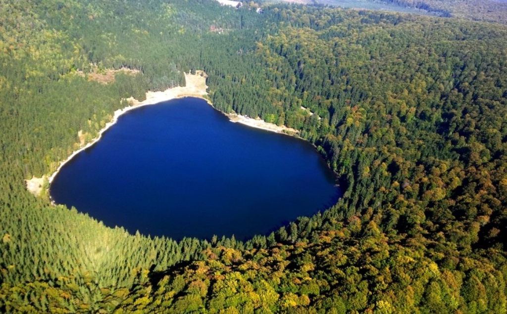 Lake Saint Ana