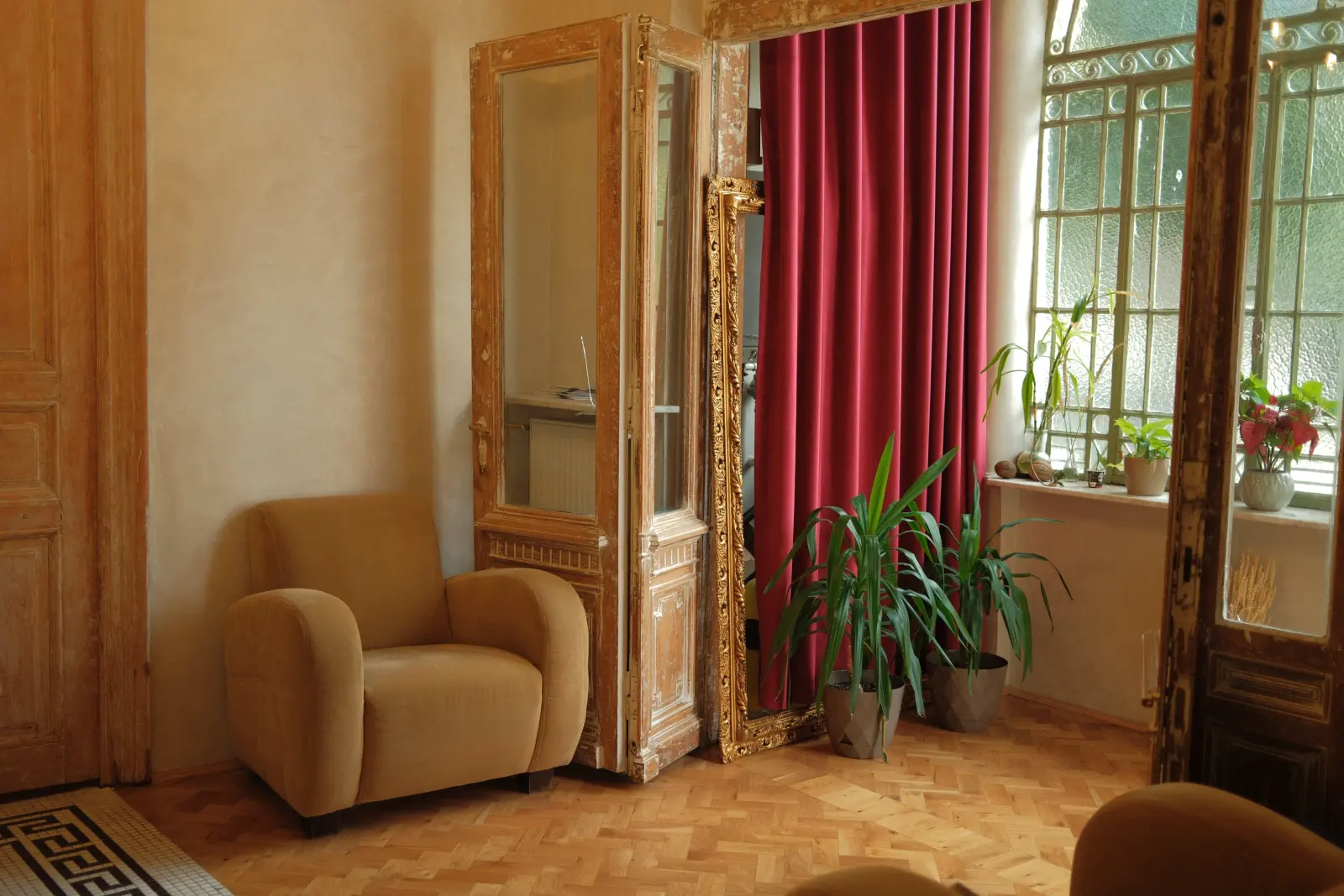 Nookyard / Mélange room · operator view 1
